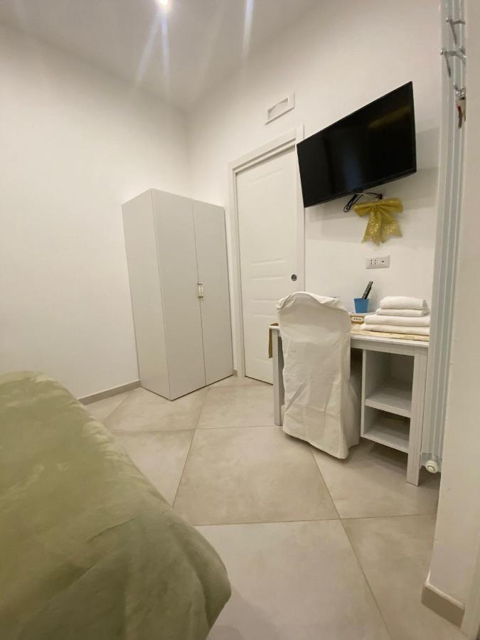 Dimora Del Carmine Hotel บารี ภายนอก รูปภาพ