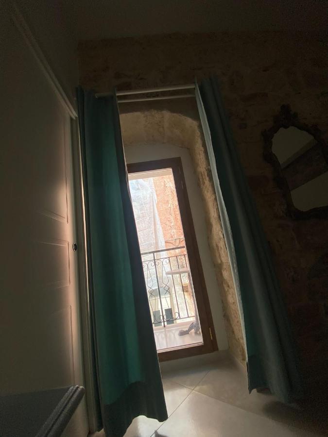 Dimora Del Carmine Hotel บารี ภายนอก รูปภาพ