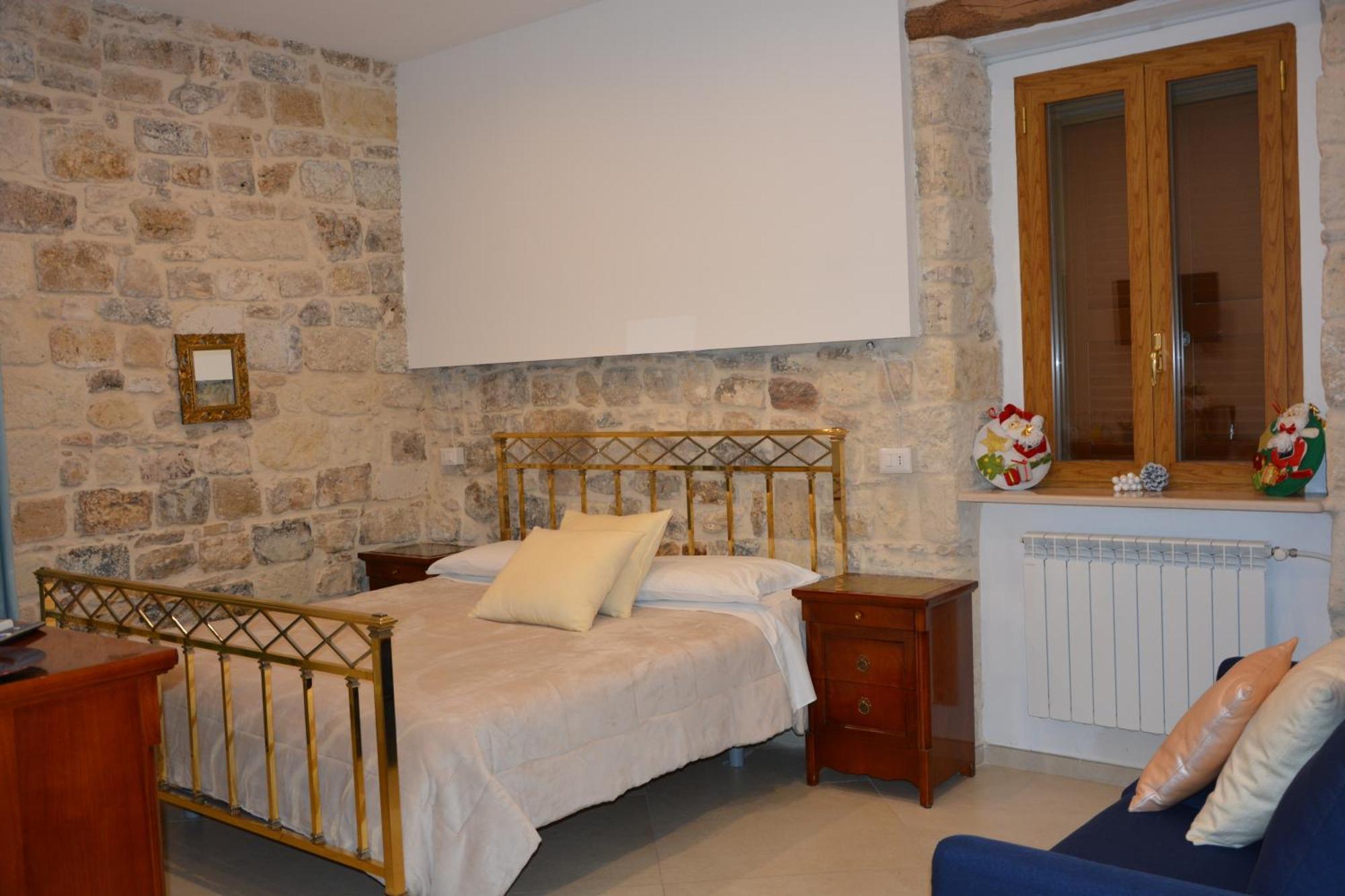 Dimora Del Carmine Hotel บารี ภายนอก รูปภาพ