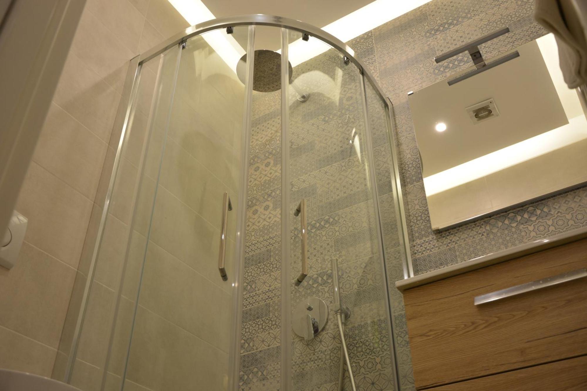 Dimora Del Carmine Hotel บารี ภายนอก รูปภาพ