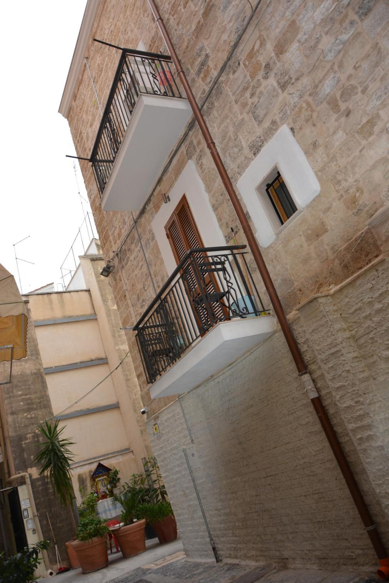 Dimora Del Carmine Hotel บารี ภายนอก รูปภาพ
