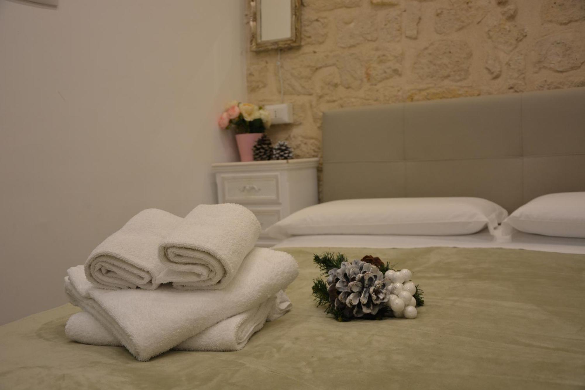 Dimora Del Carmine Hotel บารี ภายนอก รูปภาพ